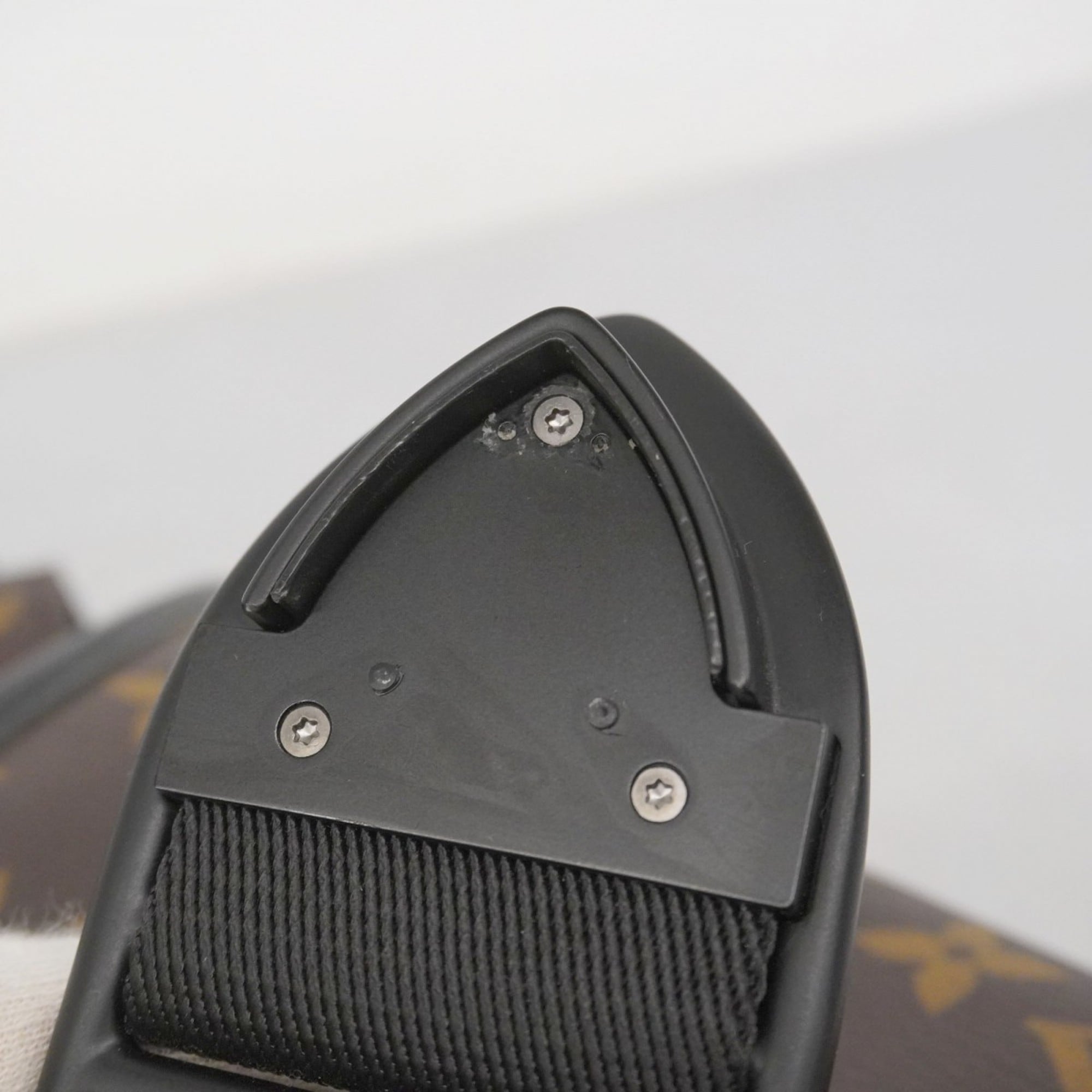 Louis Vuitton Black Brown Shoulder Bag (Pre-Owned)