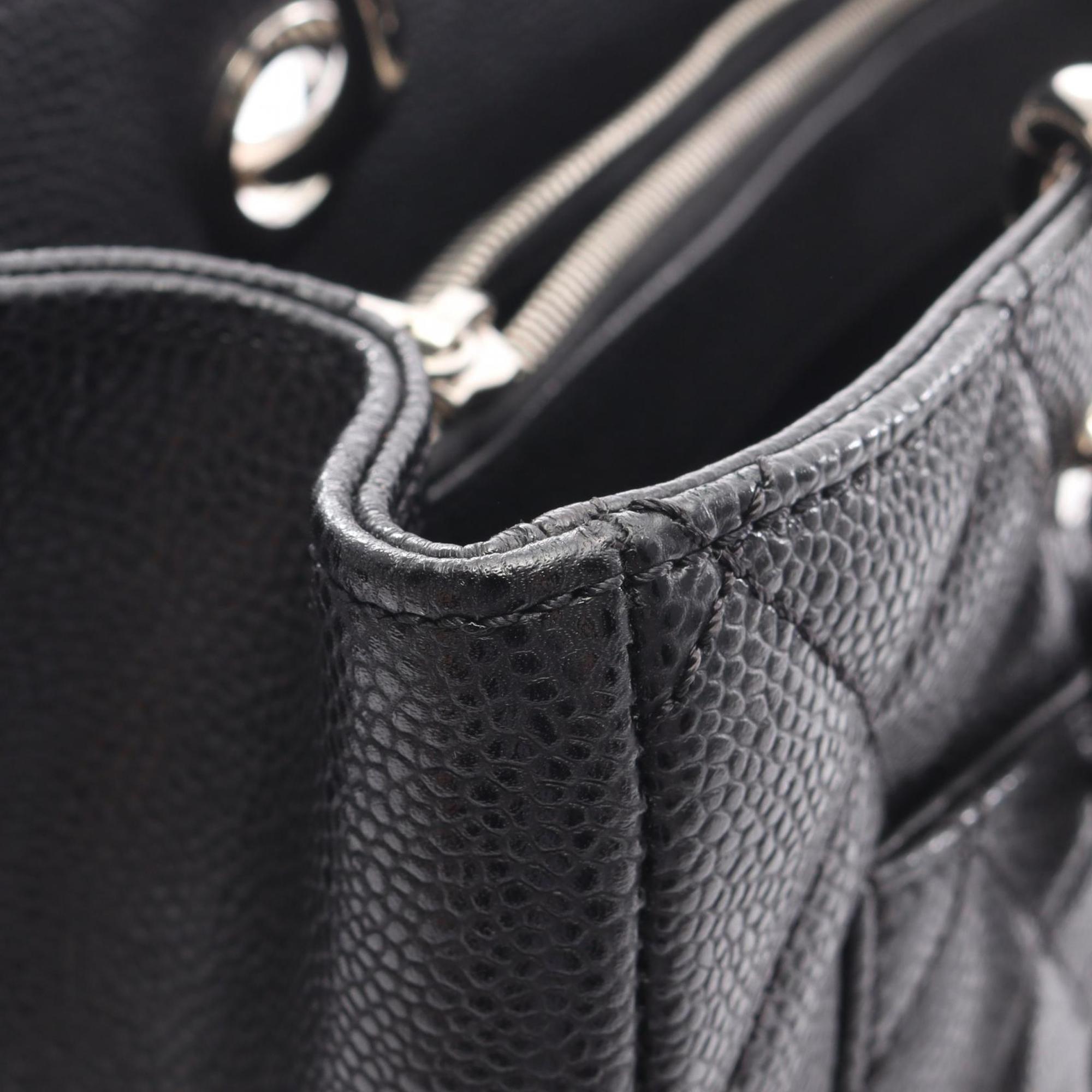 Chanel Black Grained Calfskin Tote Bag (Pre-Owned)