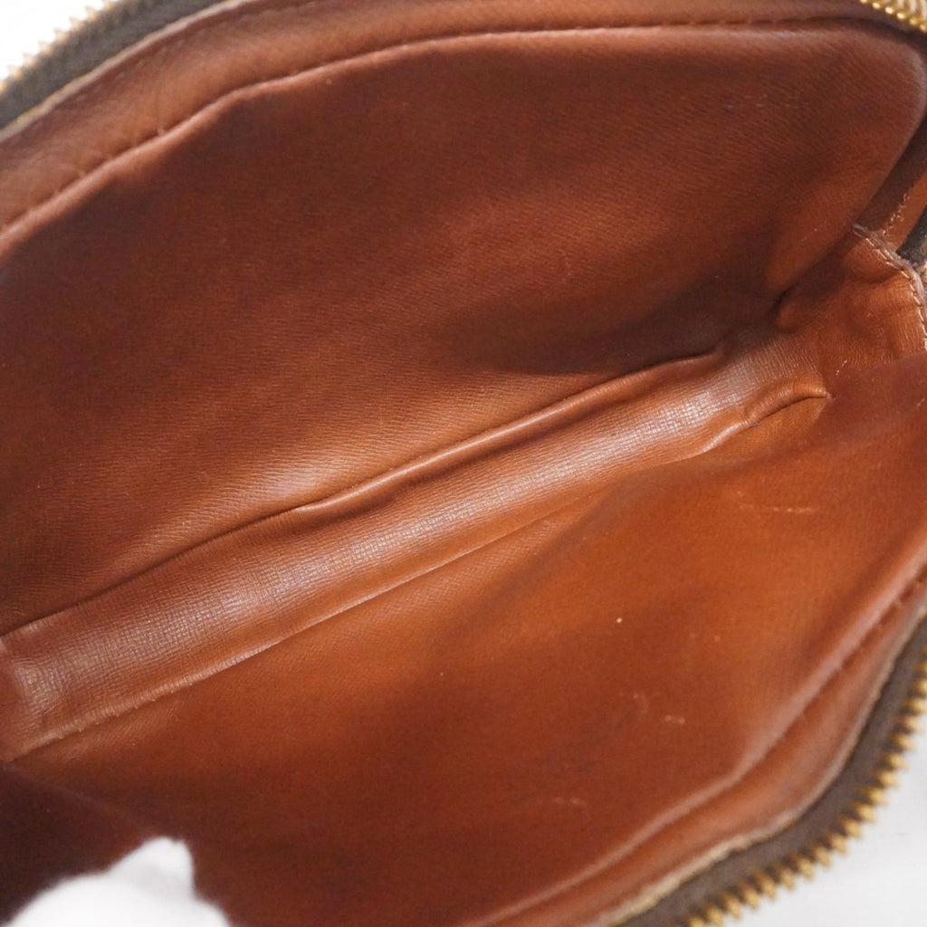 Louis Vuitton Brown Shoulder Bag (Pre-Owned)