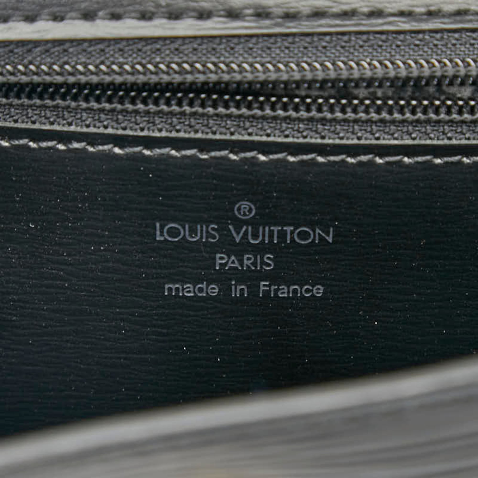 Louis Vuitton Black Noir Leather Shoulder Bag (Pre-Owned)