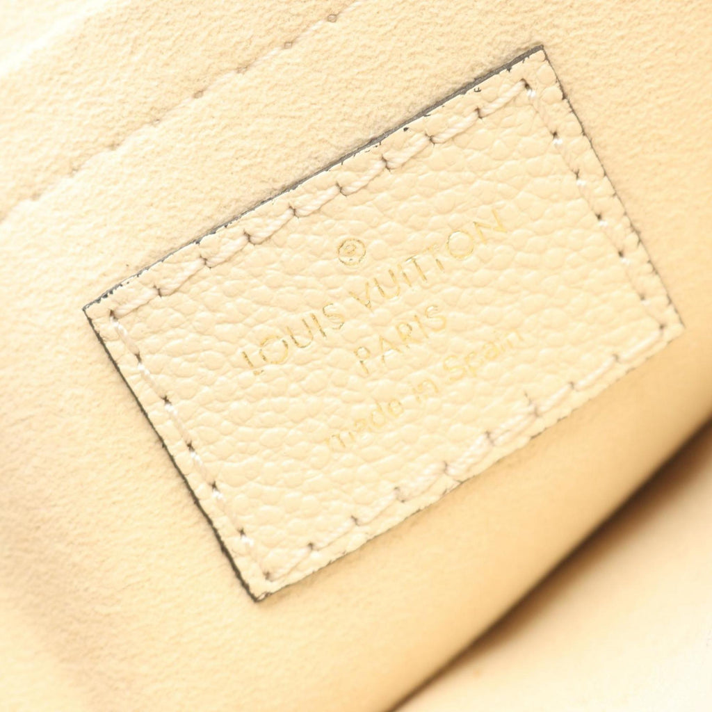 Louis Vuitton Ivory Leather Pochette Shoulder Bag (Pre-Owned)