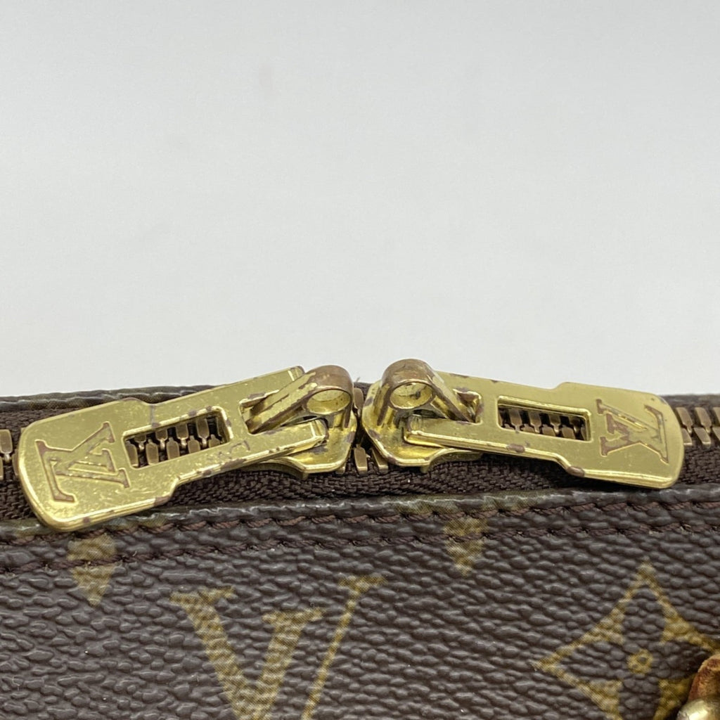 Louis Vuitton Brown Handbag (Pre-Owned)