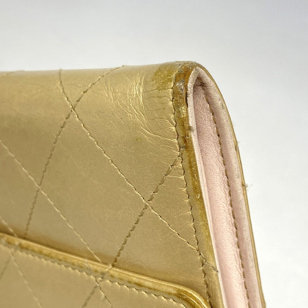 Chanel Beige Leather Long Wallet (Bi-Fold) (Pre-Owned)