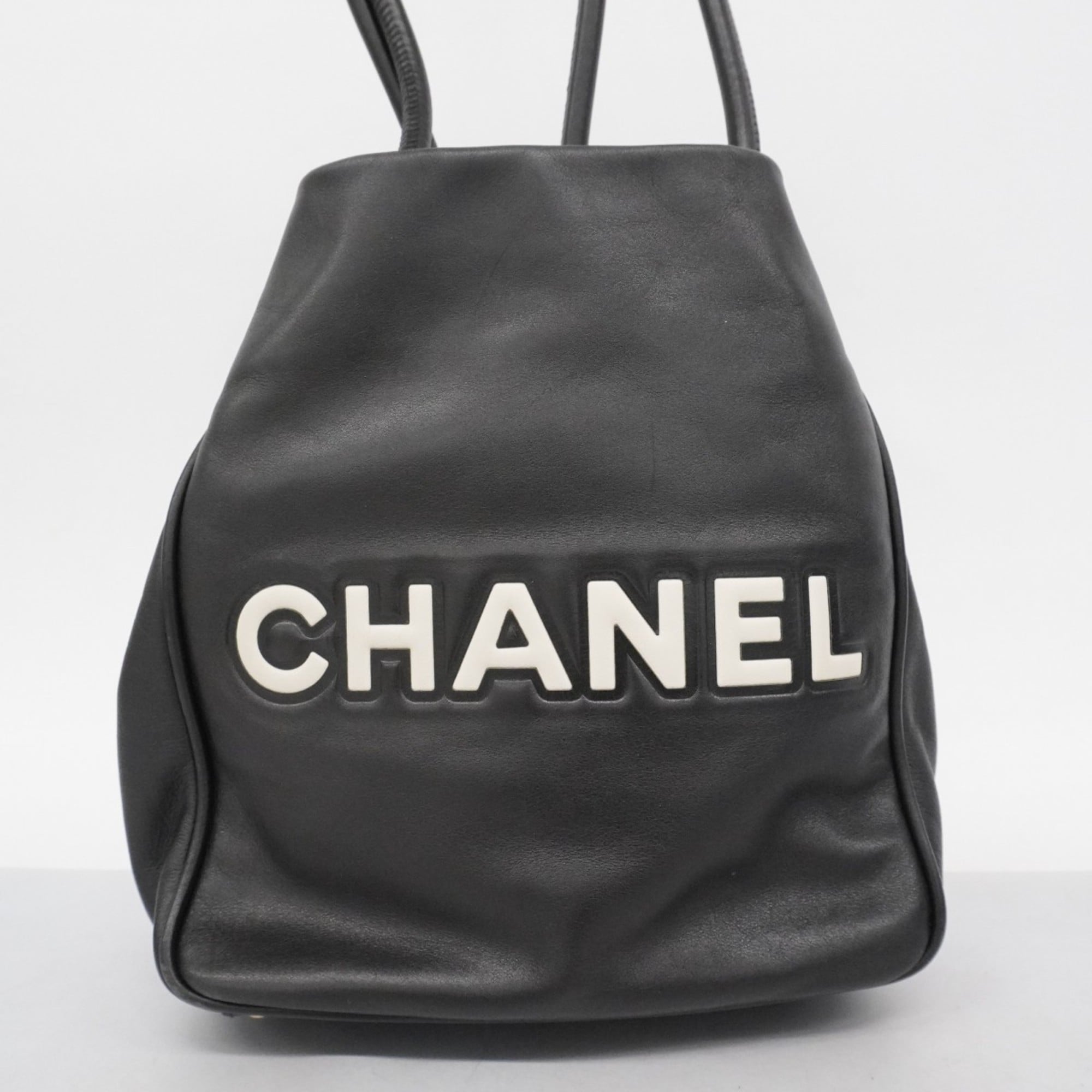 Chanel Black Leather Tote Bag (Pre-Owned)