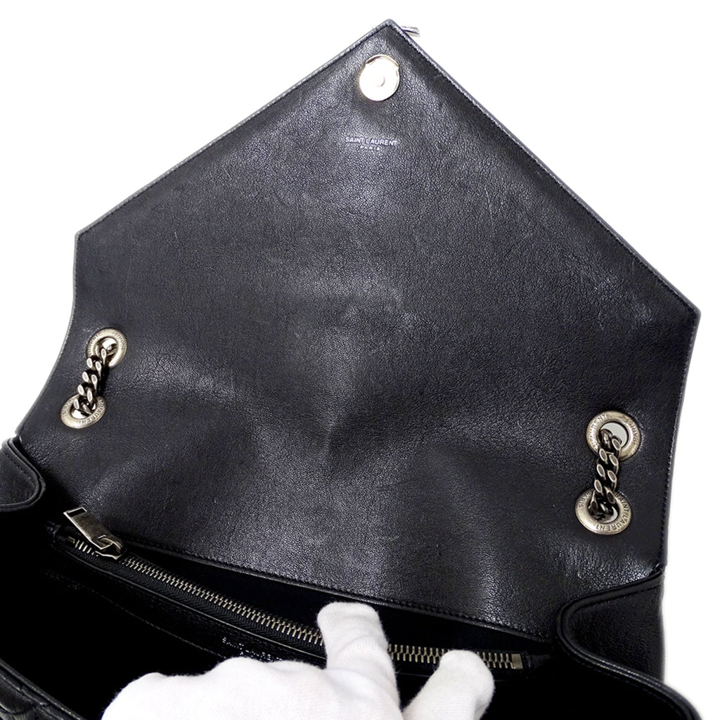 Saint Laurent Black Leather Shoulder Bag (Pre-Owned)