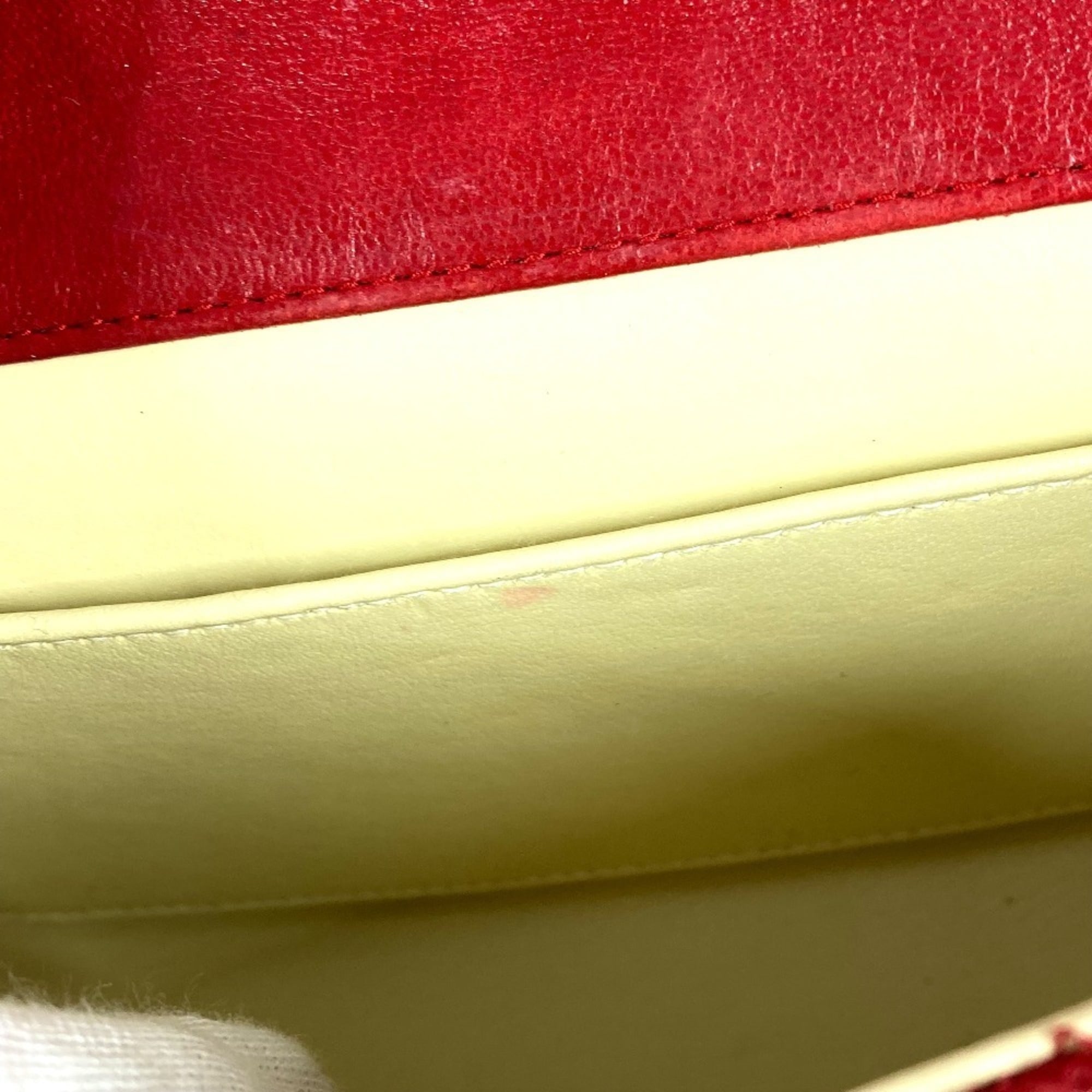 Chanel Matelasse Red Color Leather Pochette Shoulder Bag (Pre-Owned)