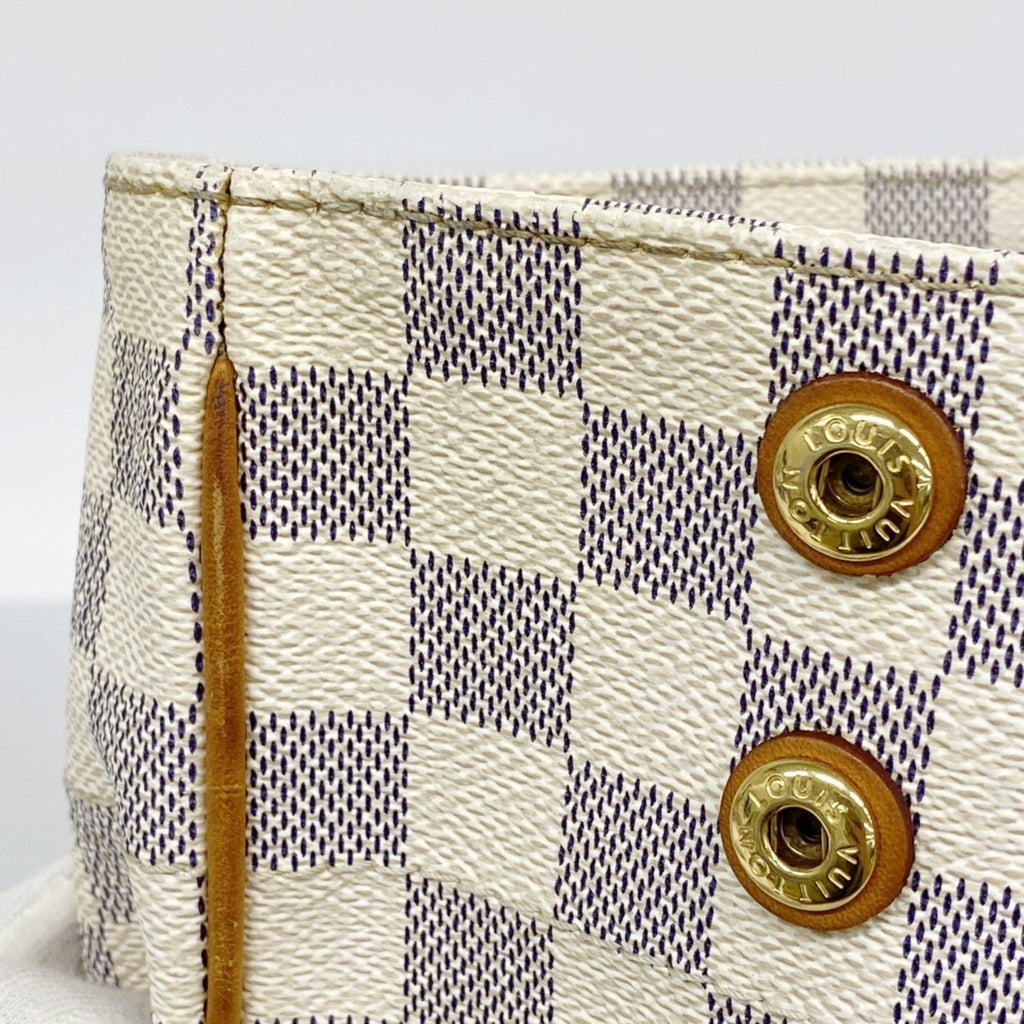 Louis Vuitton White Tote Bag (Pre-Owned)