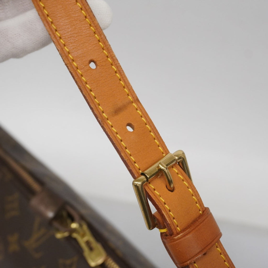 Louis Vuitton Brown Shoulder Bag (Pre-Owned)