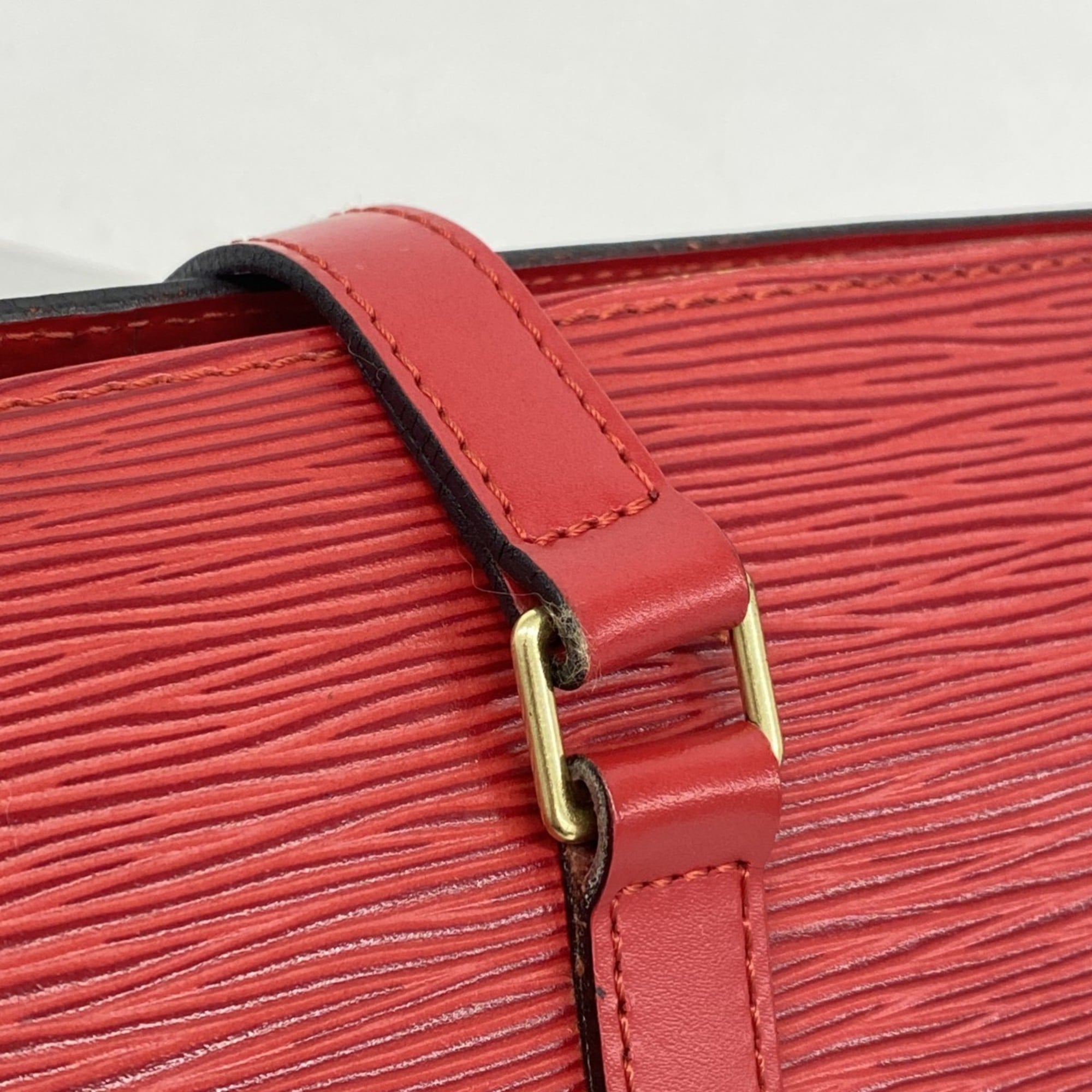 Louis Vuitton Castilian Red Handbag (Pre-Owned)