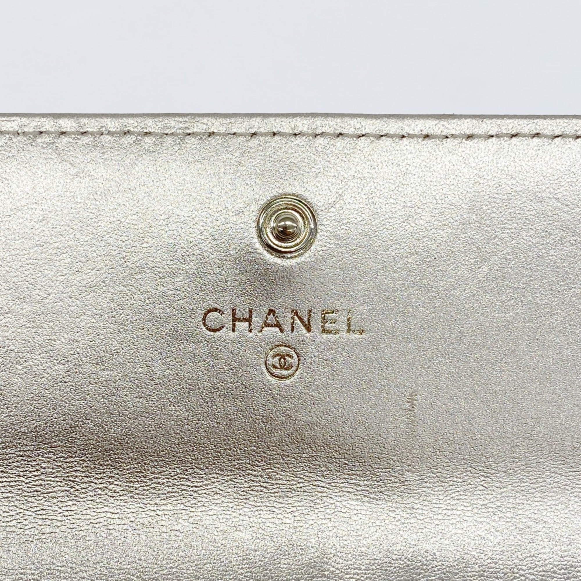 Chanel Gold Leather Long Wallet (Bi-Fold) (Pre-Owned)