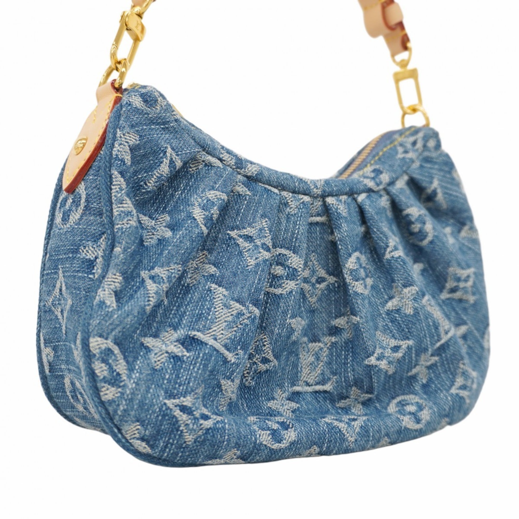 Louis Vuitton Blue Handbag Pochette (Pre-Owned)