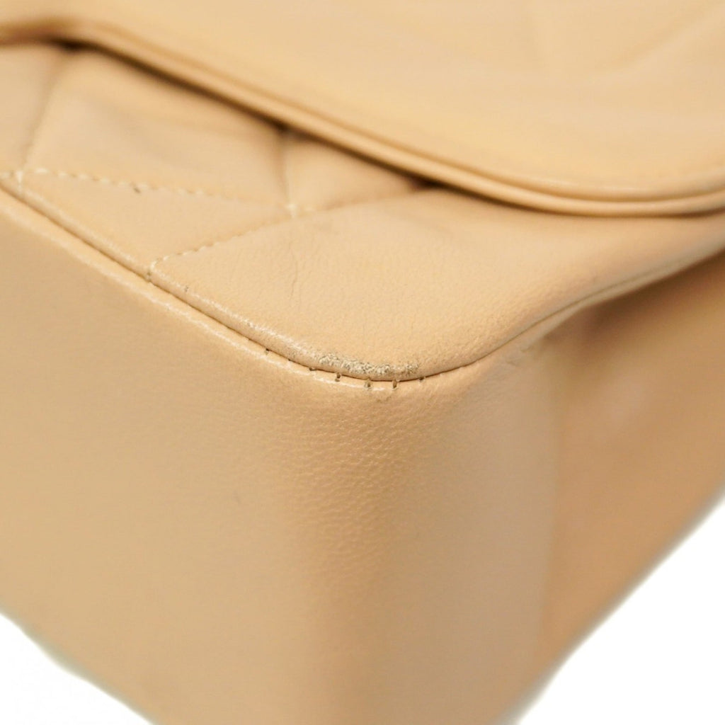Chanel Beige Leather Shoulder Bag (Pre-Owned)