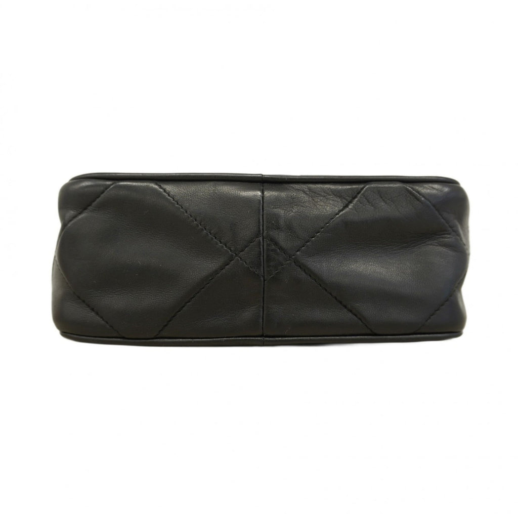 Chanel Black Leather Shoulder Bag (Pre-Owned)