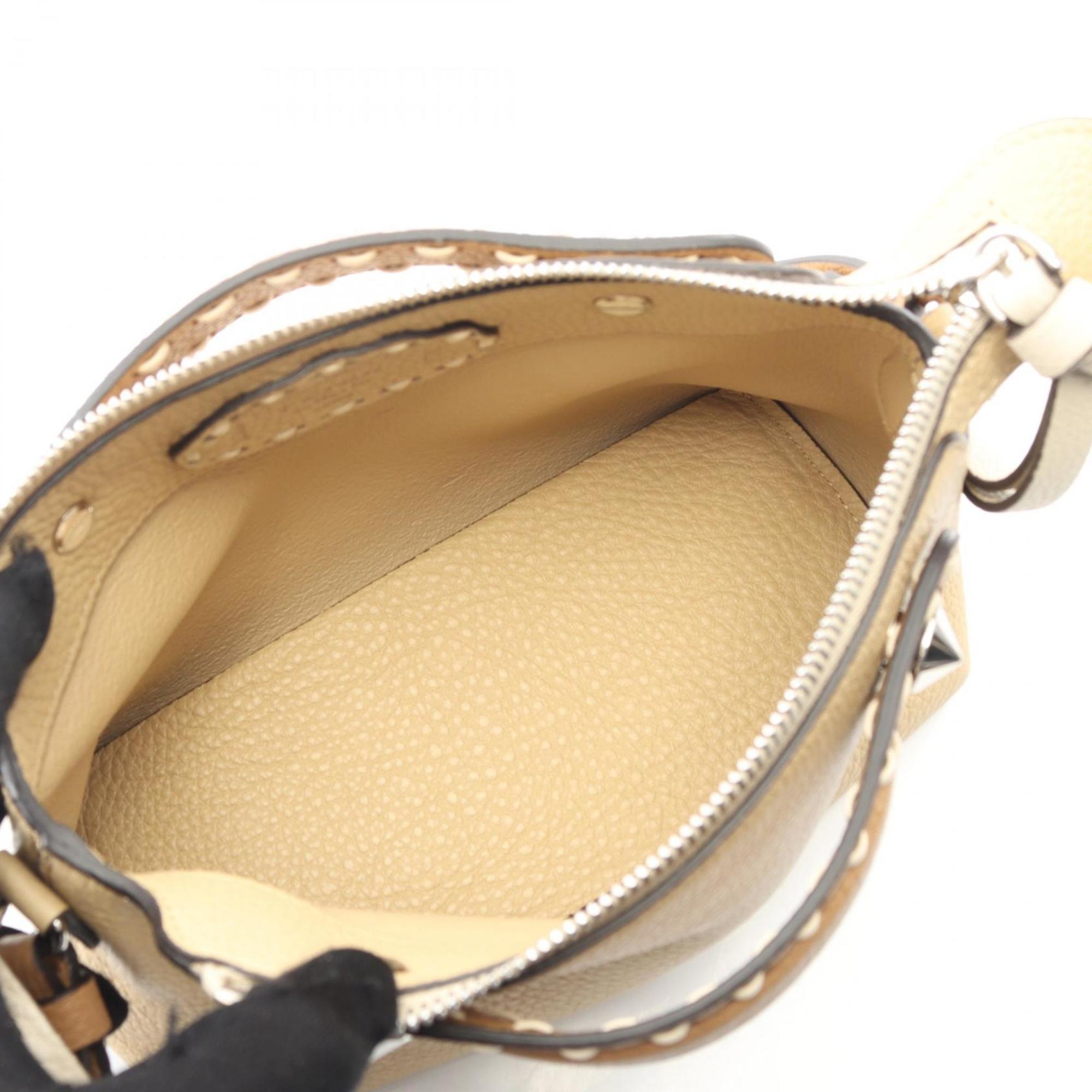 Fendi Beige Brown Leather Handbag (Pre-Owned)
