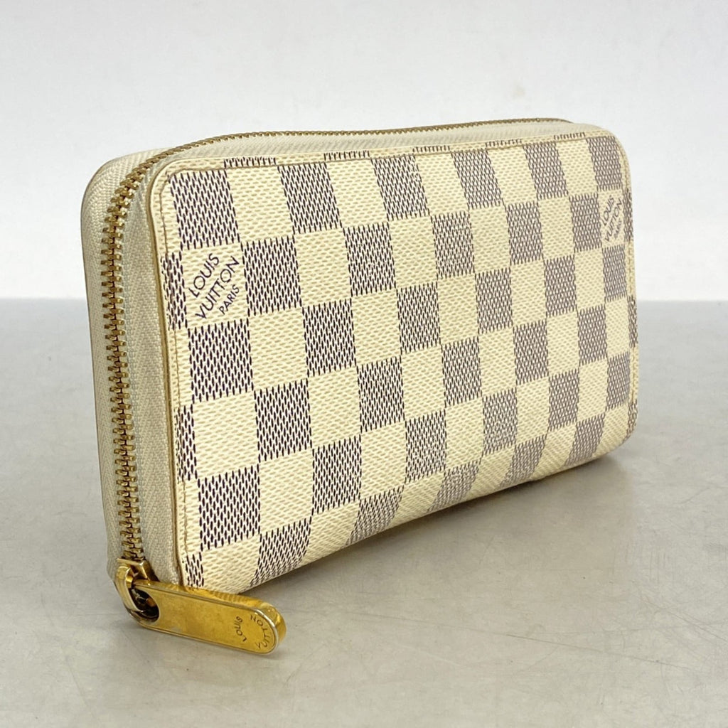 Louis Vuitton White Long Wallet (Bi-Fold) (Pre-Owned)