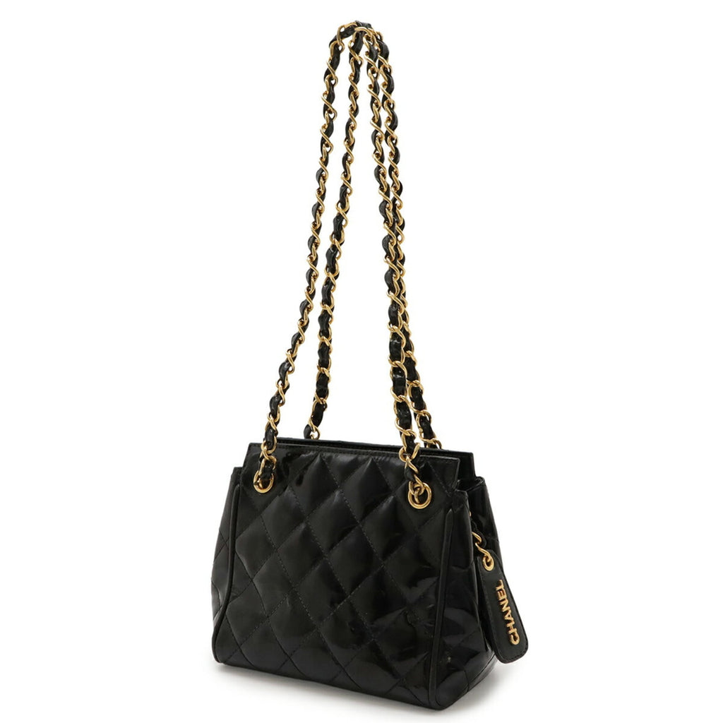 Chanel Black Leather Shoulder Bag (Pre-Owned)