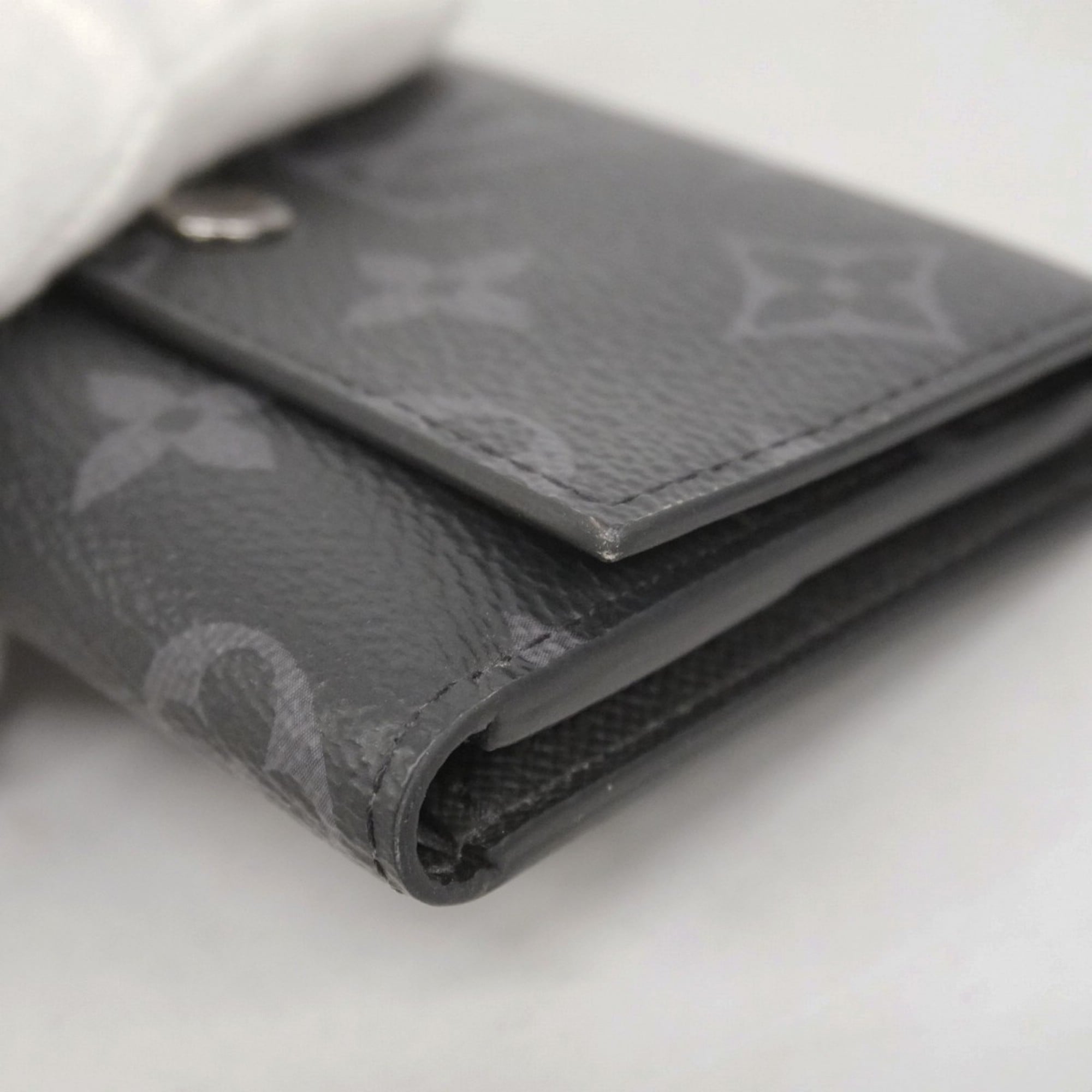 Louis Vuitton Black Wallet (Tri-Fold) (Pre-Owned)