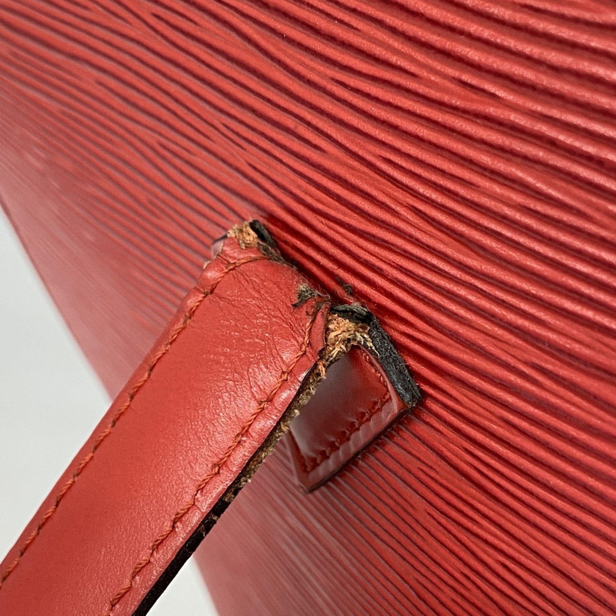 Louis Vuitton Castilian Red Shoulder Bag (Pre-Owned)