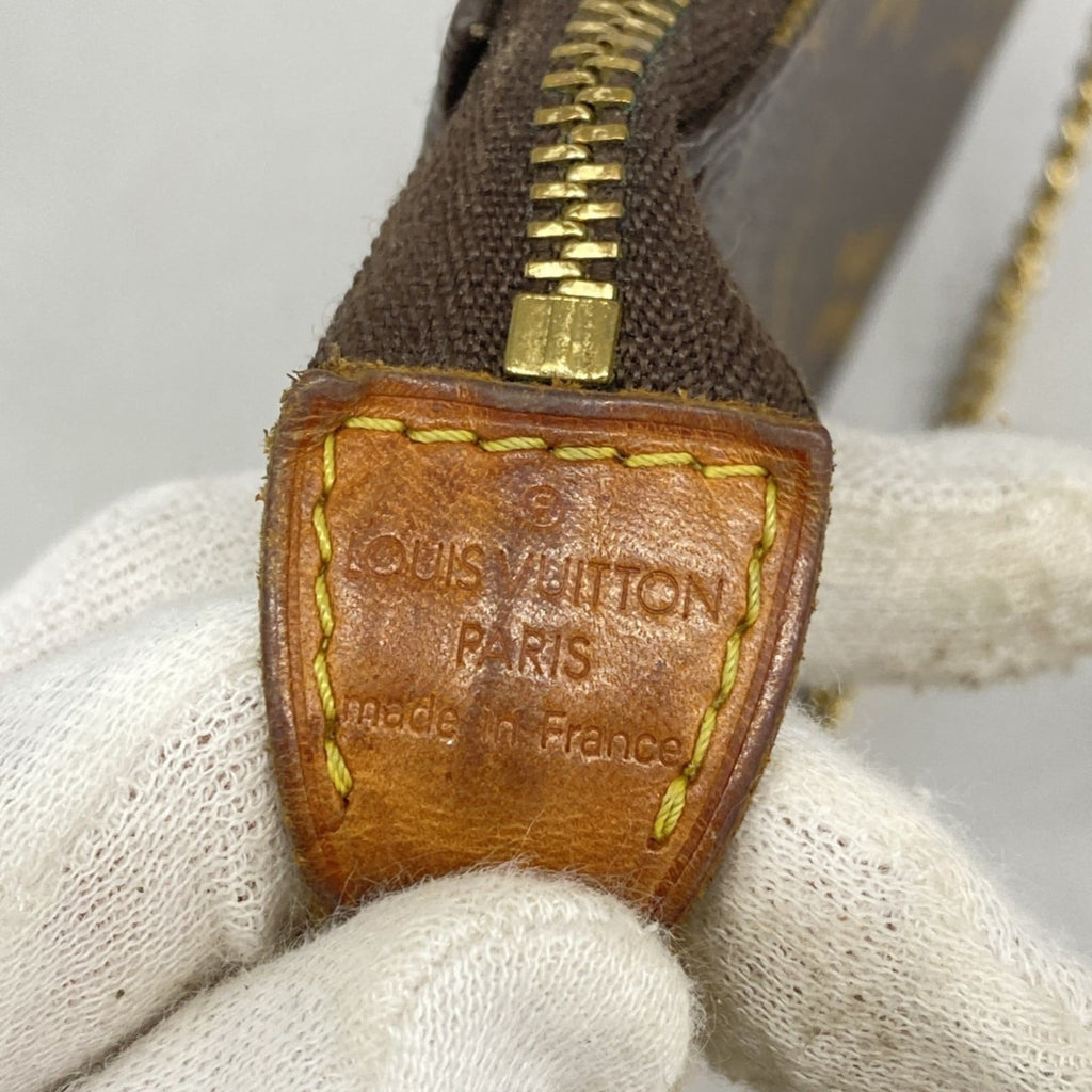 Louis Vuitton Brown Pouch (Pre-Owned)