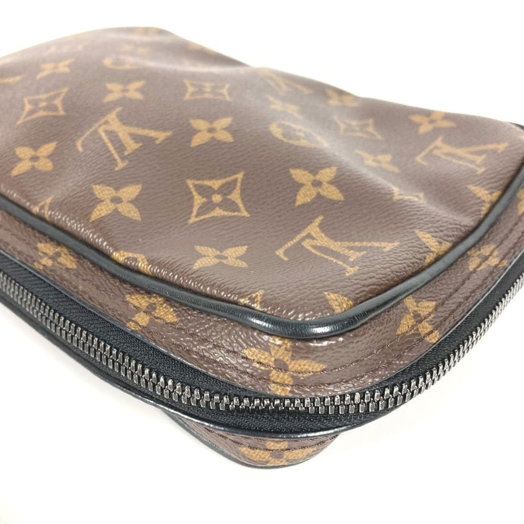 Louis Vuitton Brown Monogram Monogram Leather Pochette Pouch Shoulder Bag (Pre-Owned)