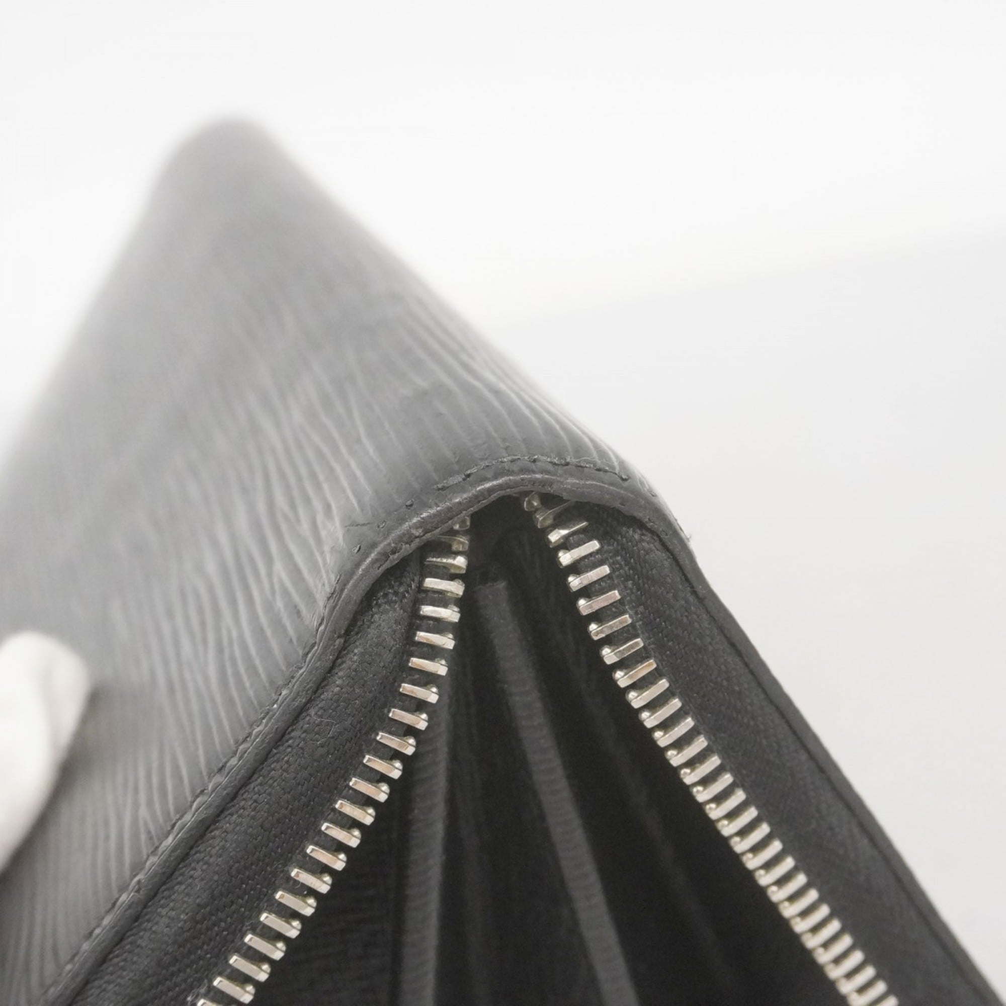 Louis Vuitton Noir Long Wallet (Bi-Fold) (Pre-Owned)
