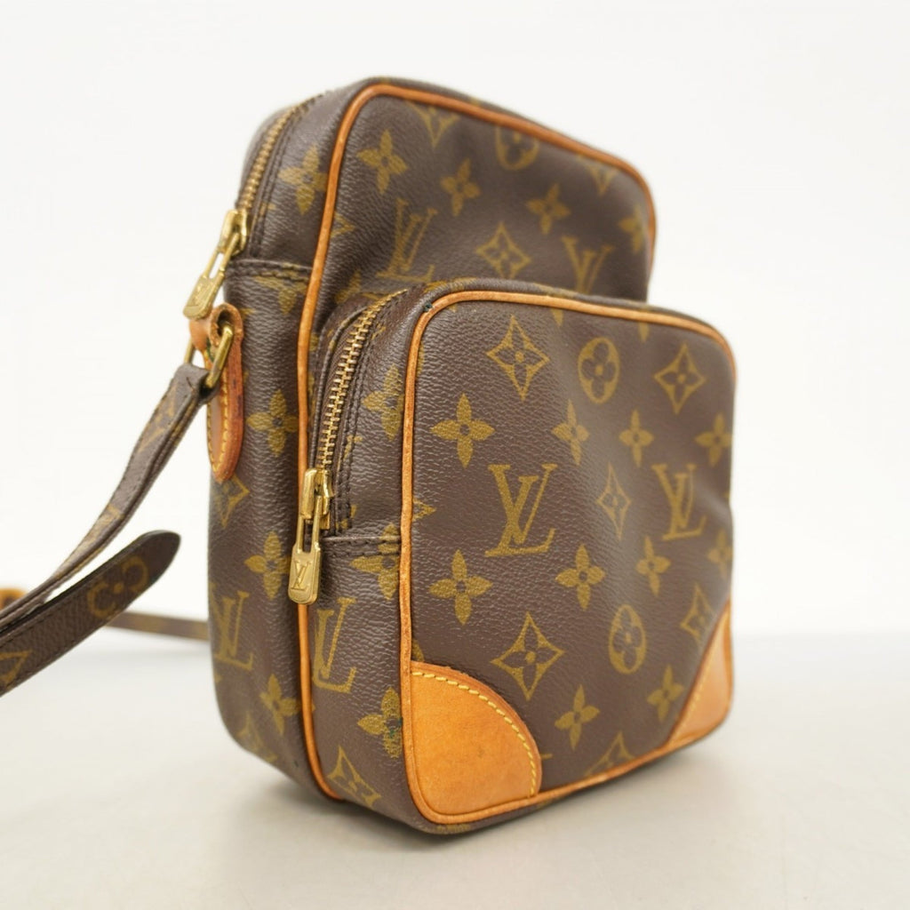 Louis Vuitton Brown Shoulder Bag (Pre-Owned)