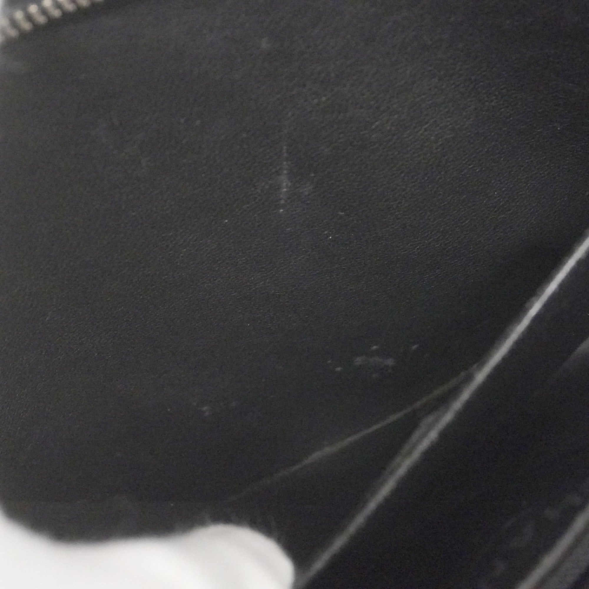 Chanel Black Grained Calfskin Shoulder Bag (Pre-Owned)