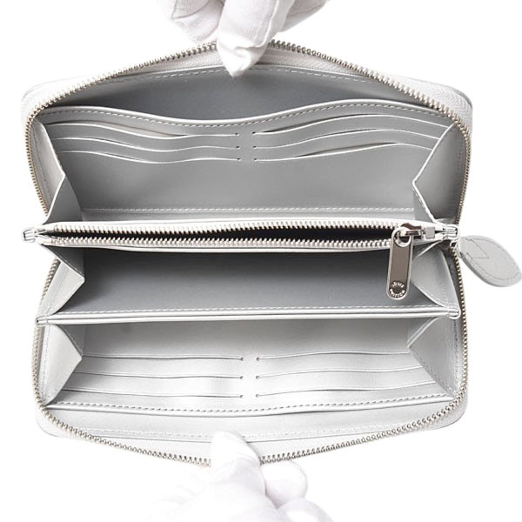Louis Vuitton Mahina Silver Mahina Leather Long Wallet (Tri-Fold) (Pre-Owned)