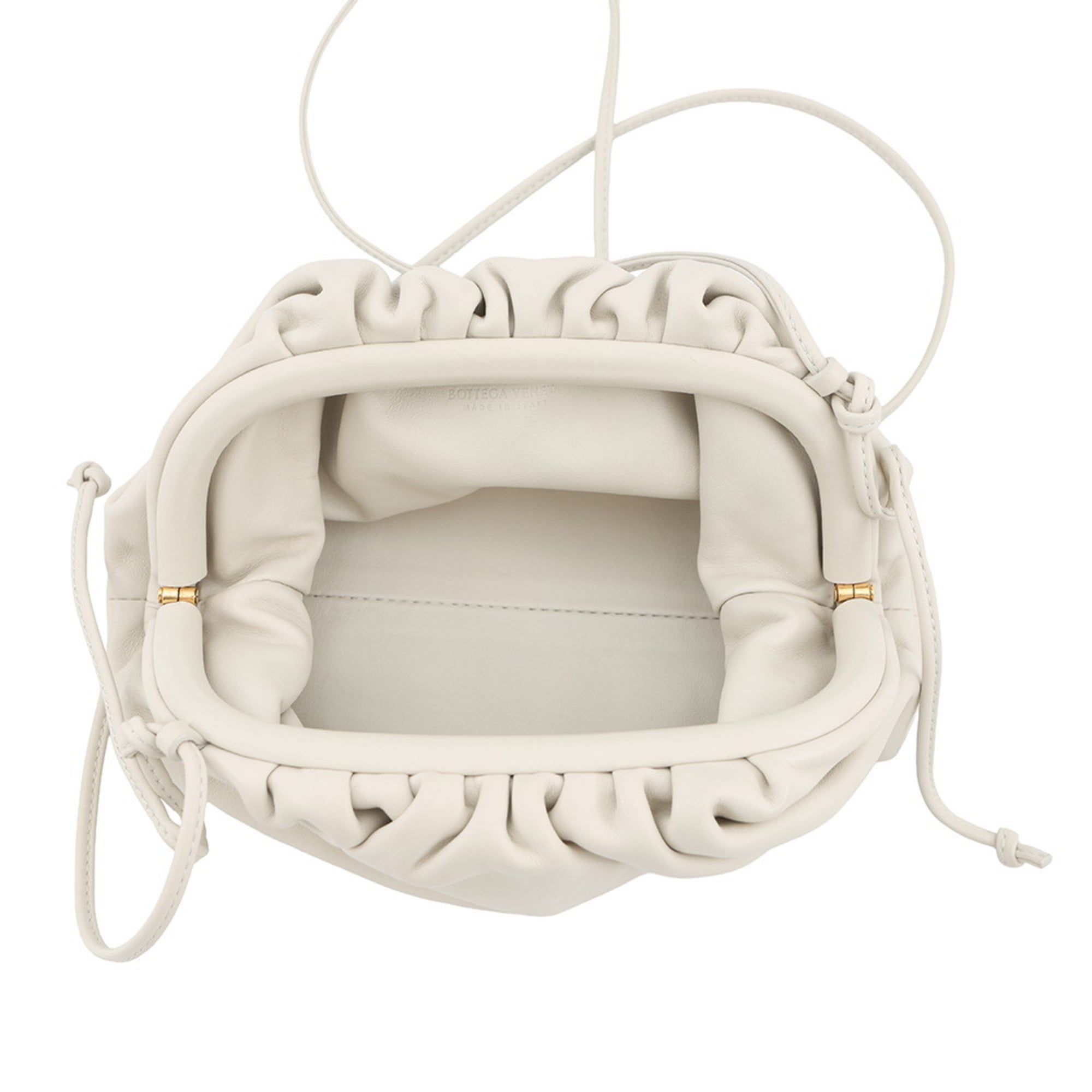 Bottega Veneta Ivory Leather Pouch Shoulder Bag (Pre-Owned)