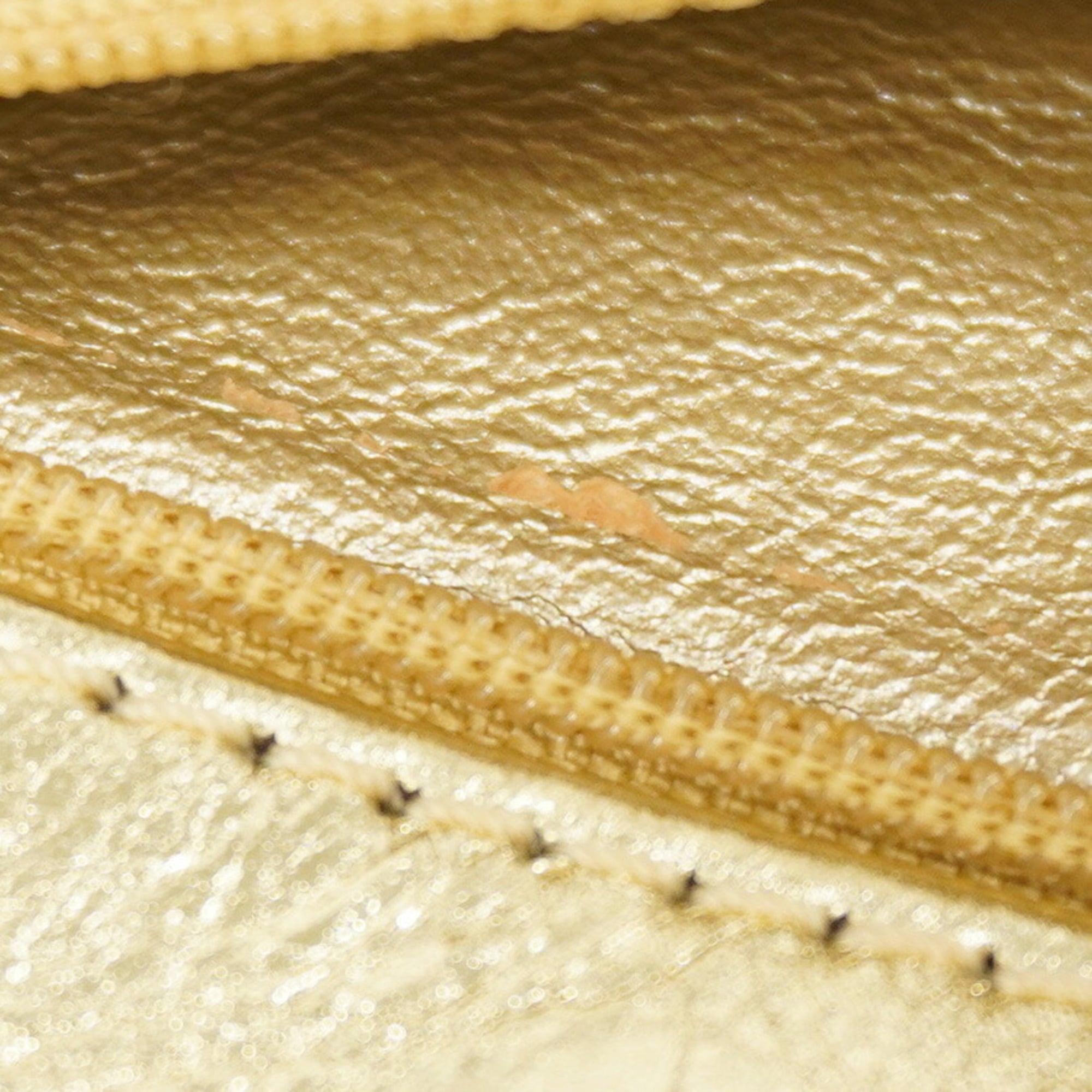 Chanel Gold Leather Shoulder Bag (Pre-Owned)