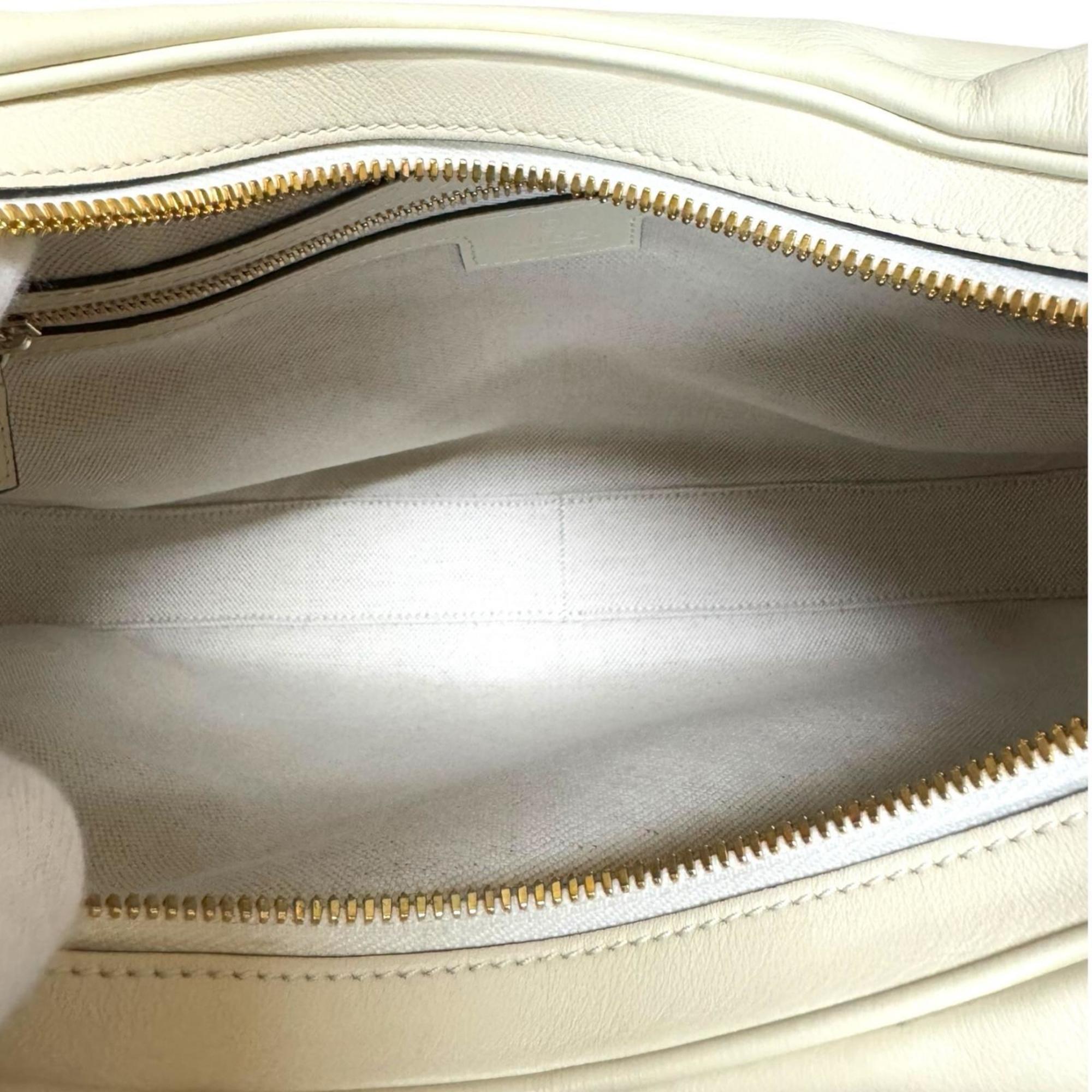 Gucci White Leather Shoulder Bag (Pre-Owned)