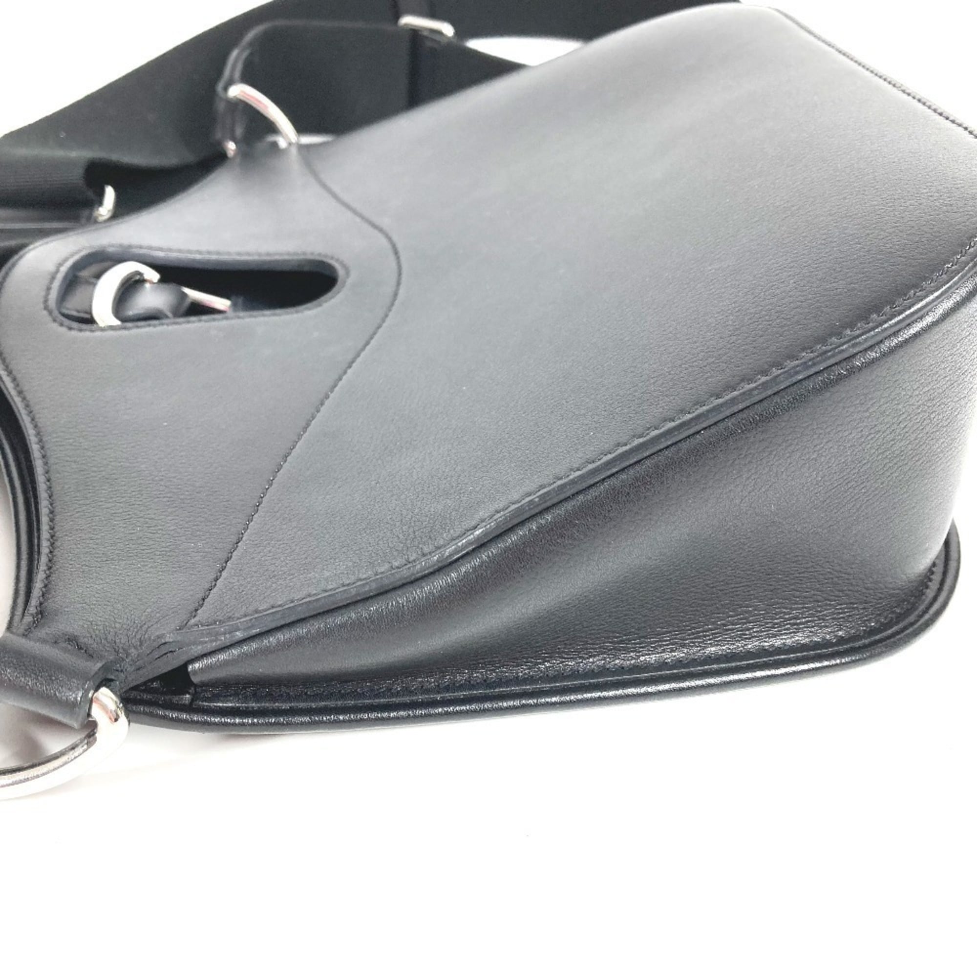 Hermes Black Evergrain Leather Shoulder Bag (Pre-Owned)