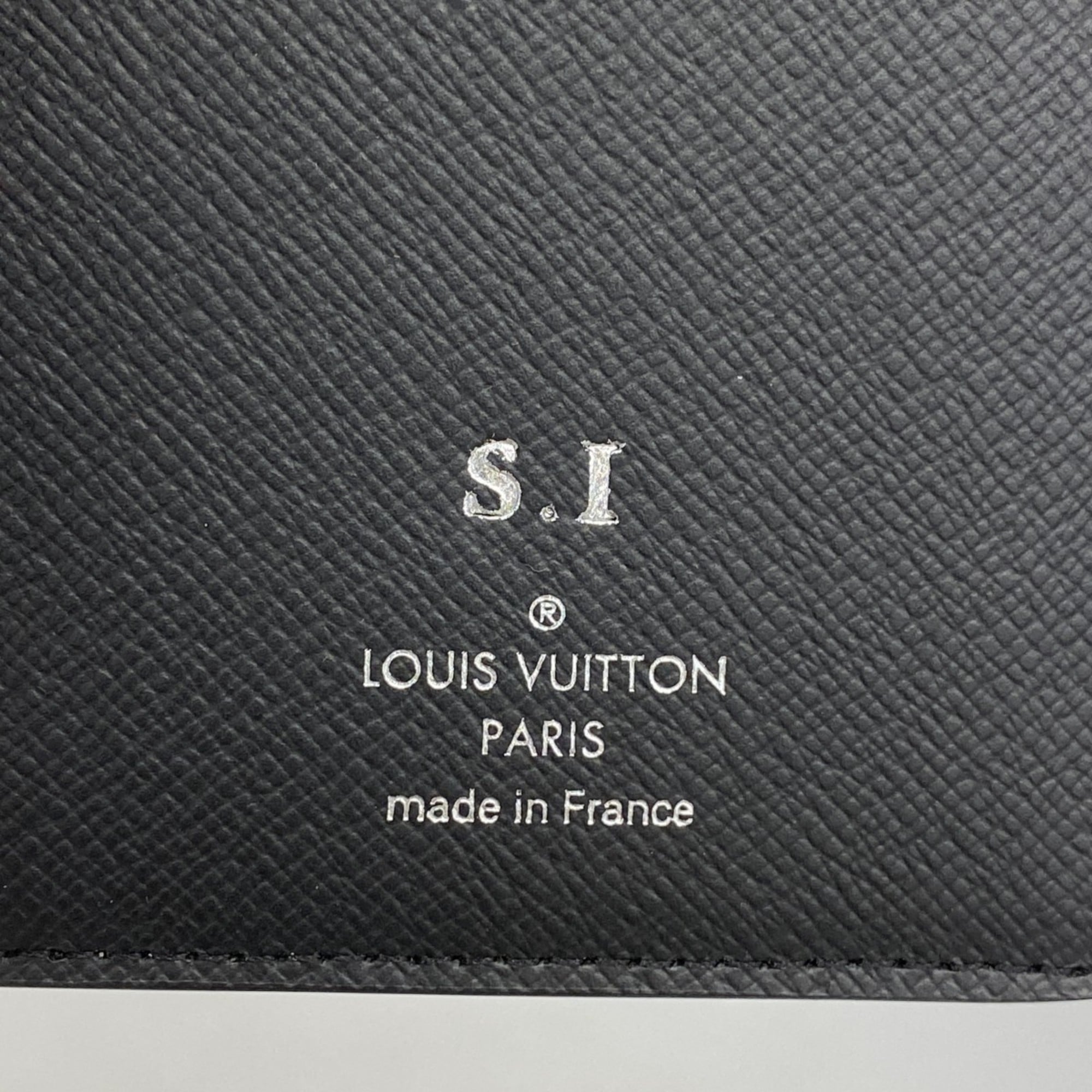 Louis Vuitton Black Long Wallet (Bi-Fold) (Pre-Owned)