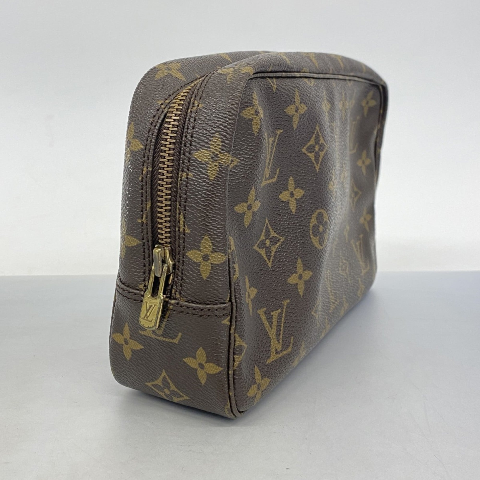 Louis Vuitton Brown Pouch (Pre-Owned)