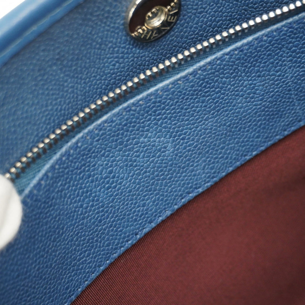Chanel Blue Grained Calfskin Shoulder Bag (Pre-Owned)