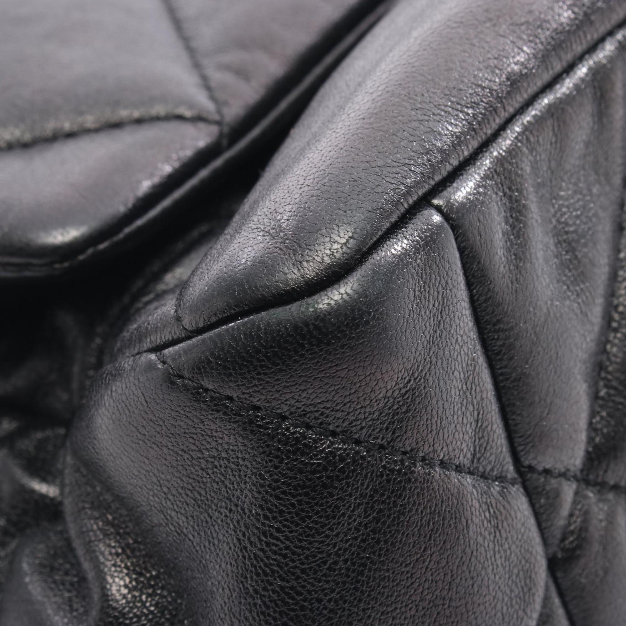 Chanel Black Leather Shoulder Bag (Pre-Owned)