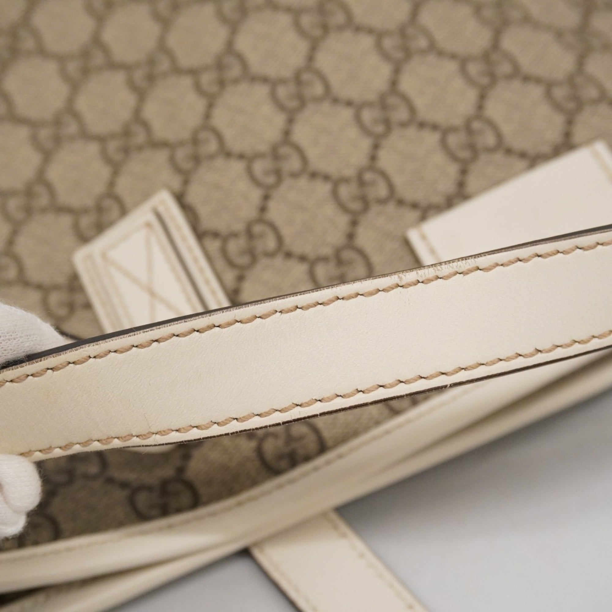 Gucci Brown White Pvc Tote Bag (Pre-Owned)