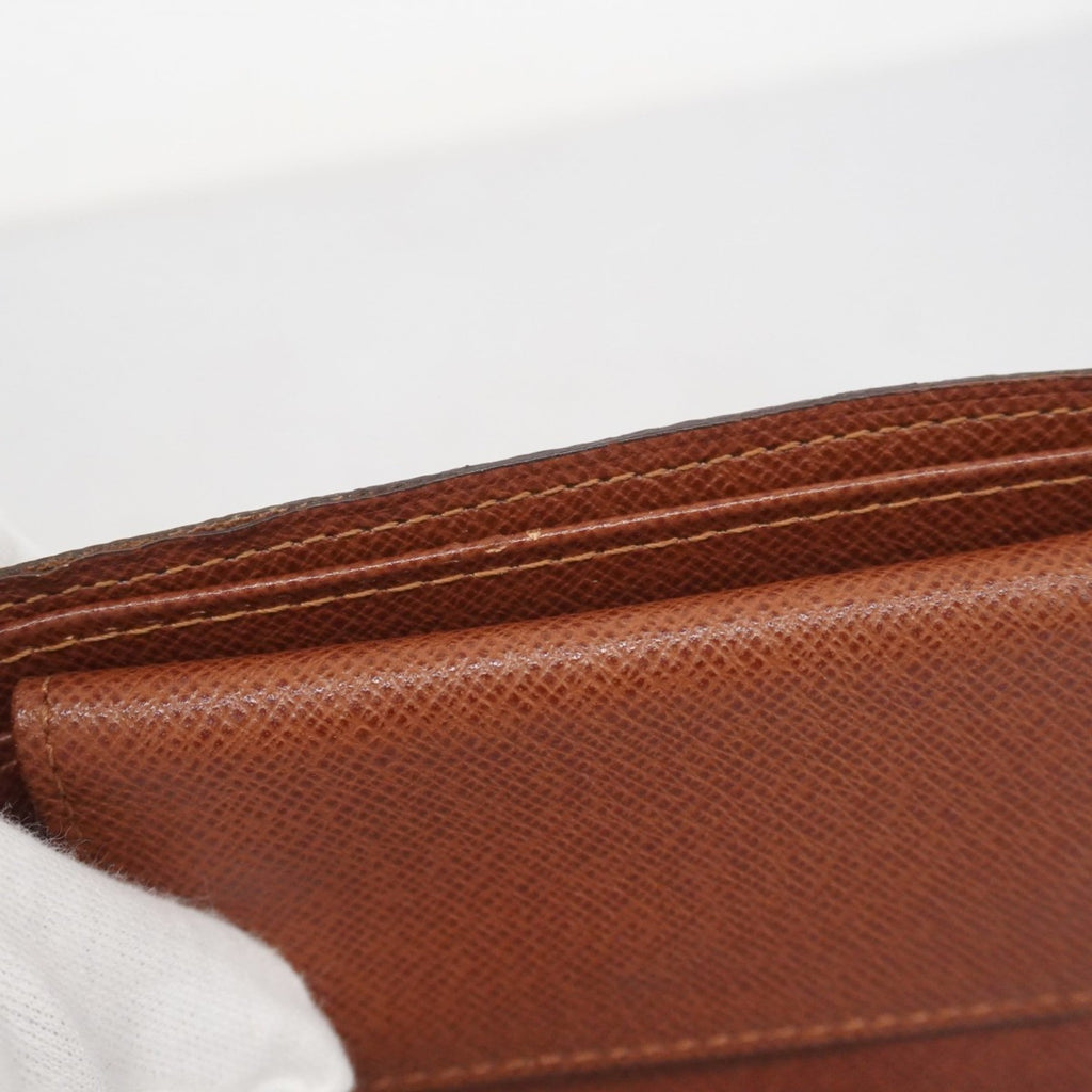 Louis Vuitton Brown Wallet (Bi-Fold) (Pre-Owned)