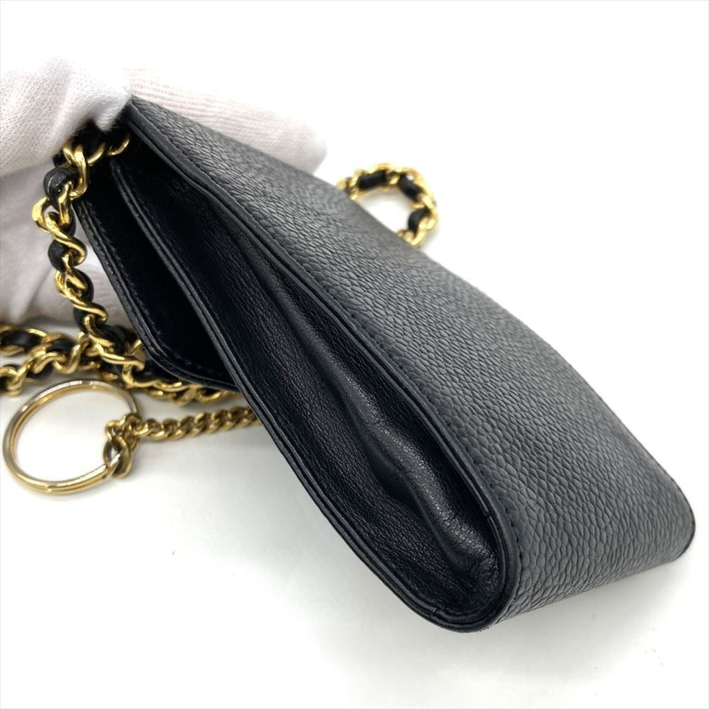 Chanel Black Grained Calfskin Shoulder Bag (Pre-Owned)