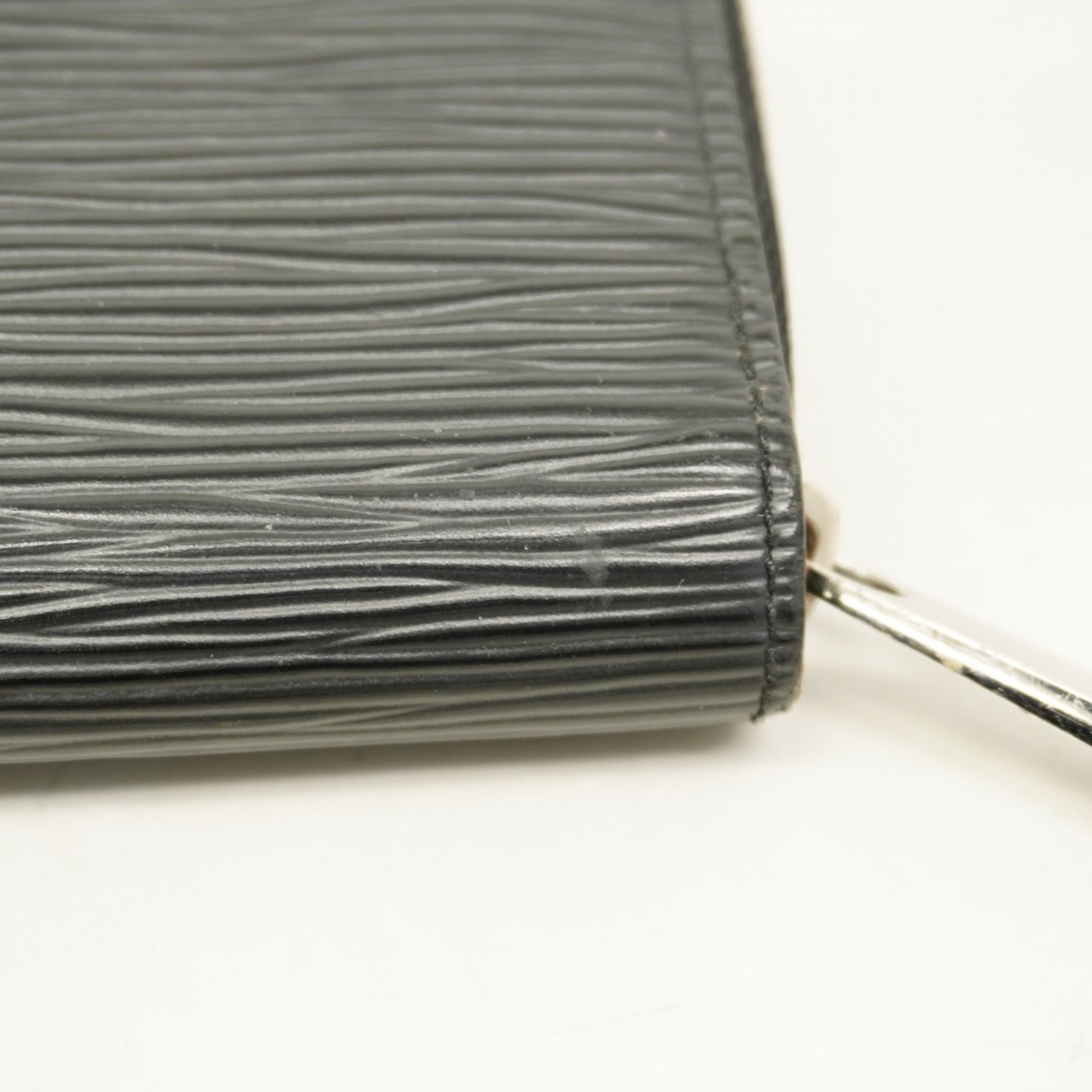 Louis Vuitton Noir Long Wallet (Bi-Fold) (Pre-Owned)