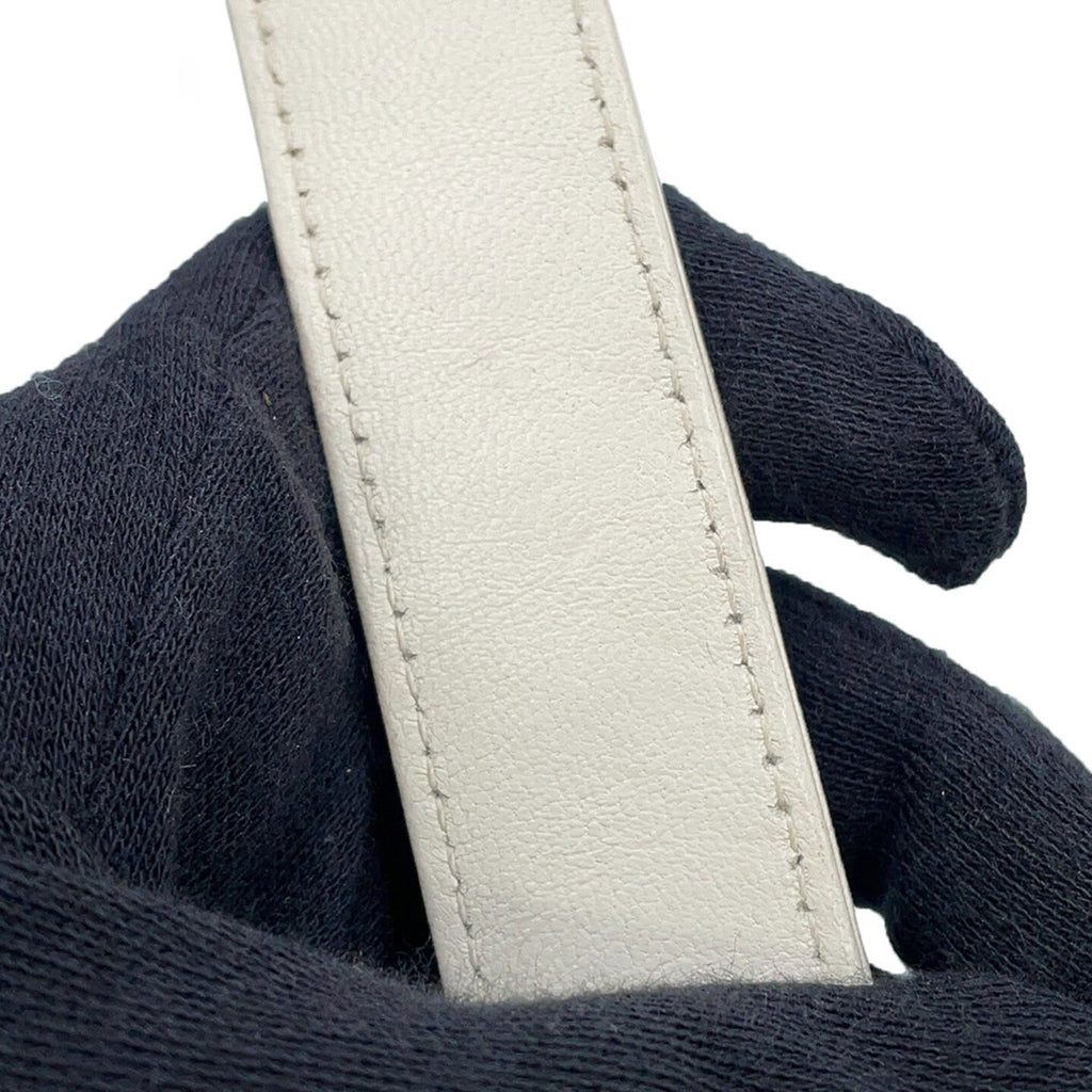 Chanel White Leather Chain/Shoulder Wallet (Pre-Owned)