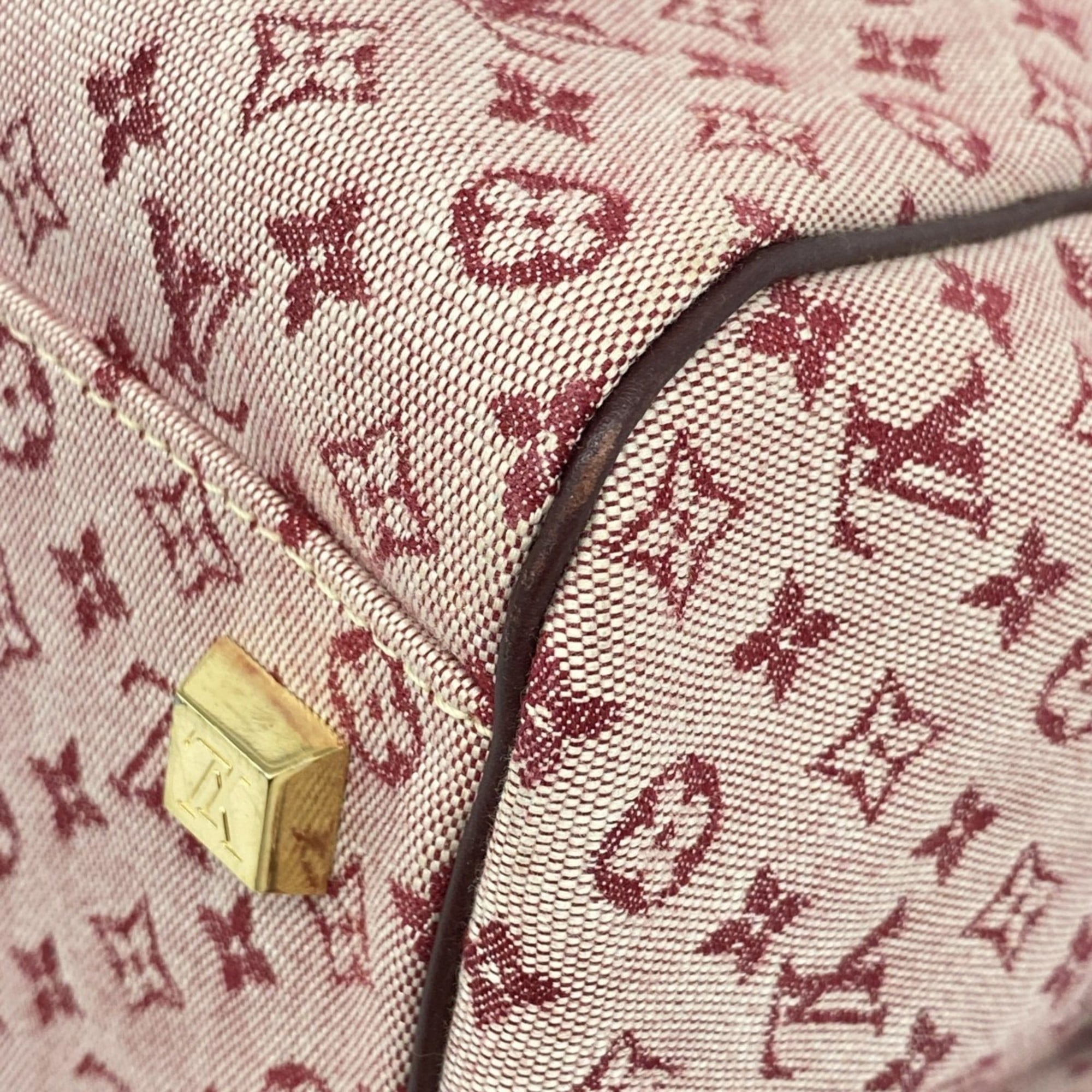 Louis Vuitton Cerise Handbag (Pre-Owned)