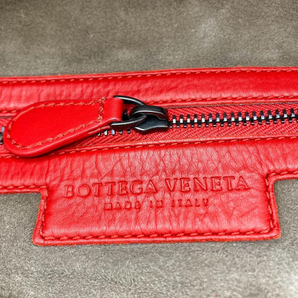 Bottega Veneta Red Color Leather Boston Bag (Pre-Owned)