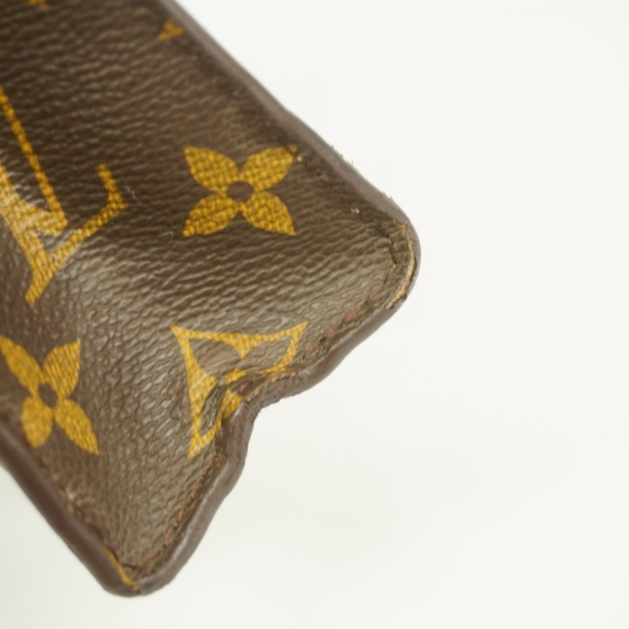 Louis Vuitton Brown Pouch (Pre-Owned)