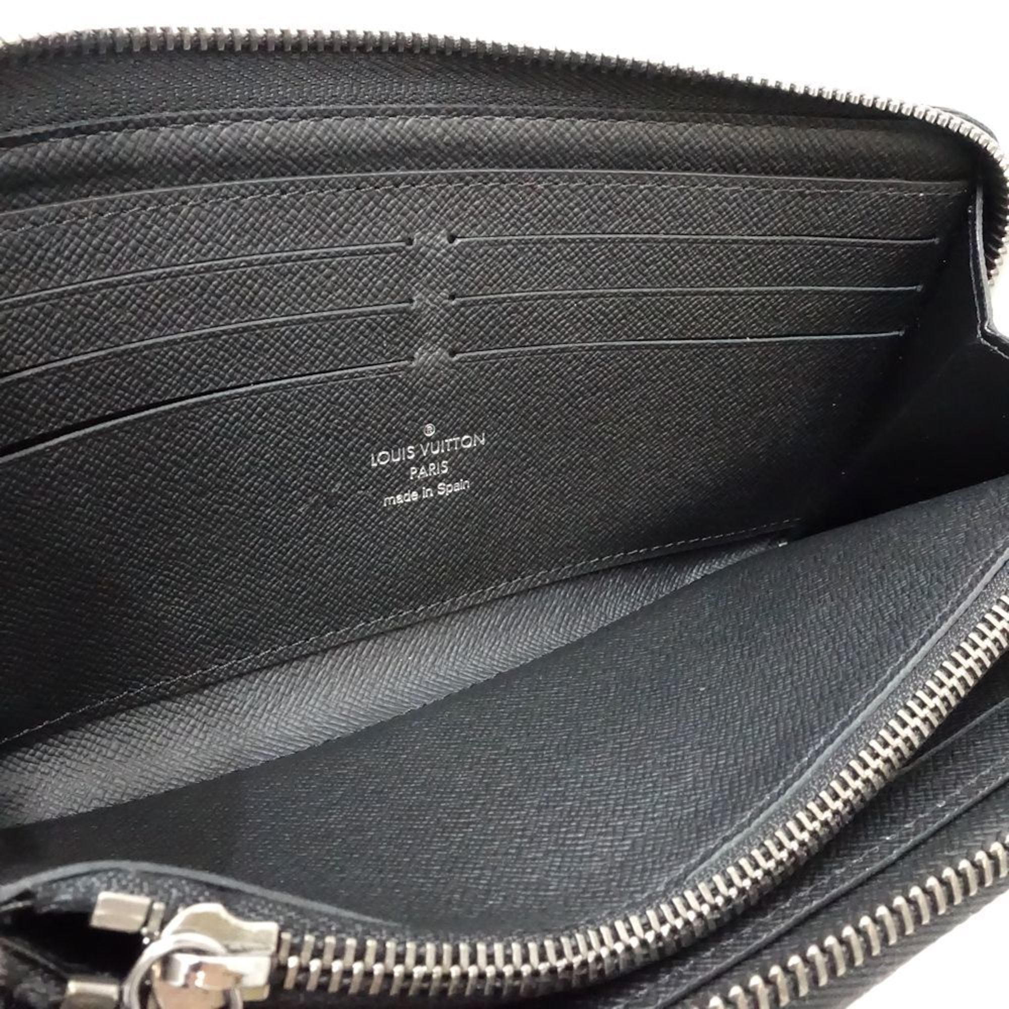 Louis Vuitton Monogram Eclipse Monogram Eclipse Noir Monogram Eclipse Long Wallet (Bi-Fold) (Pre-Owned)