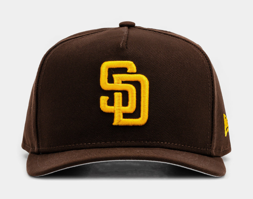 Exclusive San Diego Padres Classic 950AF Snapback Mens Hat (Brown/Yellow) — OS — Front View