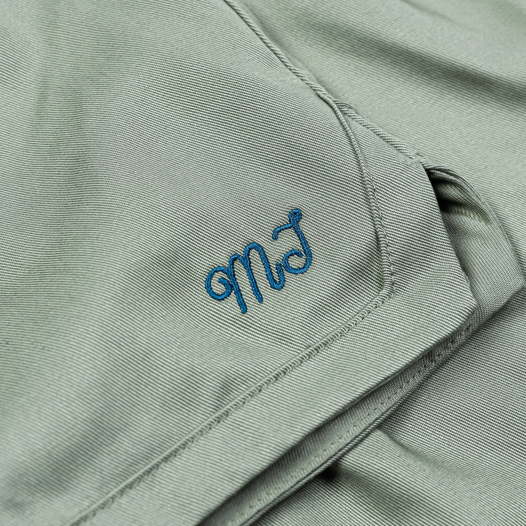 Exclusive Twill Woven Womens Shorts (Jade Smoke/Industrial Blue) — XS — Side View