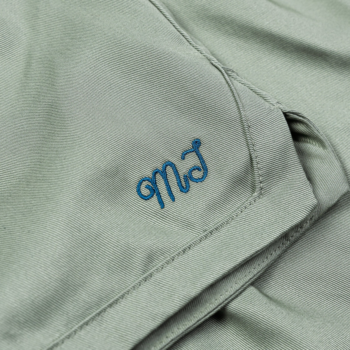 Exclusive Twill Woven Womens Shorts (Jade Smoke/Industrial Blue) — XS — Side View