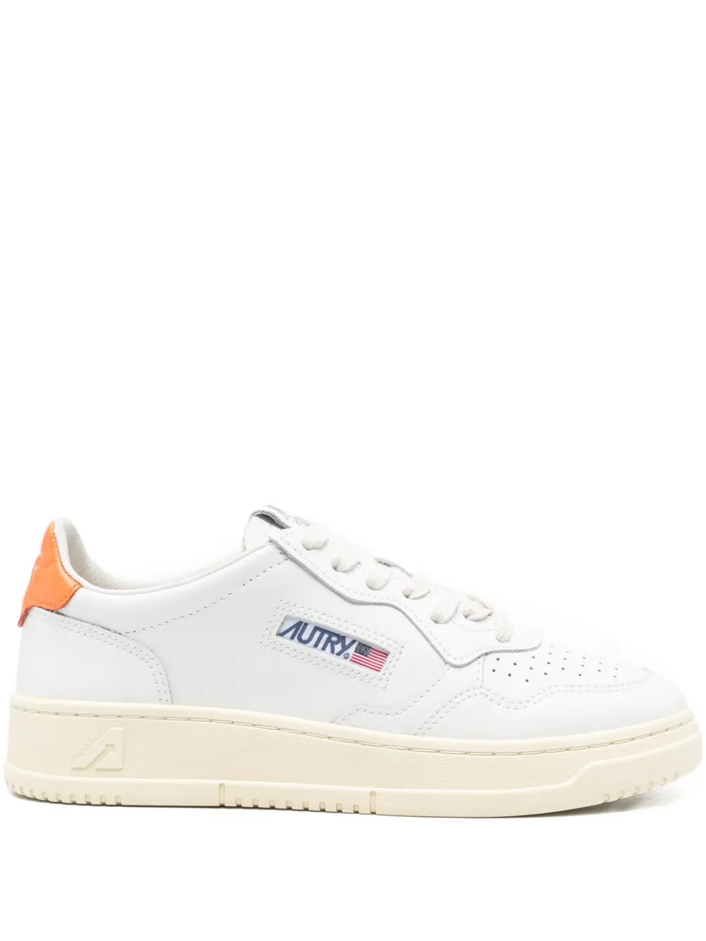 Autry Medalist Low — White — Size US M 3.5 - US W 5 — Front View