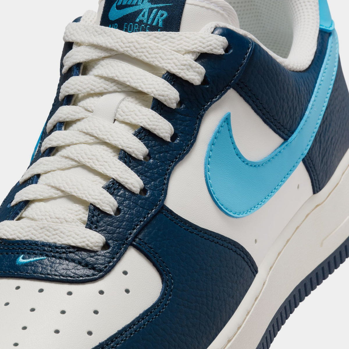 Exclusive Air Force 1 '07 Armory Navy Mens Lifestyle Shoes (Armory Navy/Baltic Blue/Sail/Pale Ivory) — 6 — Side View